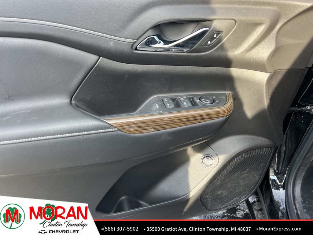 Certified 2023 GMC Acadia SLE w/ Driver Convenience Package image 14