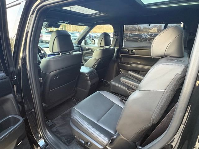 Used 2025 Hyundai Santa Fe Calligraphy image 25