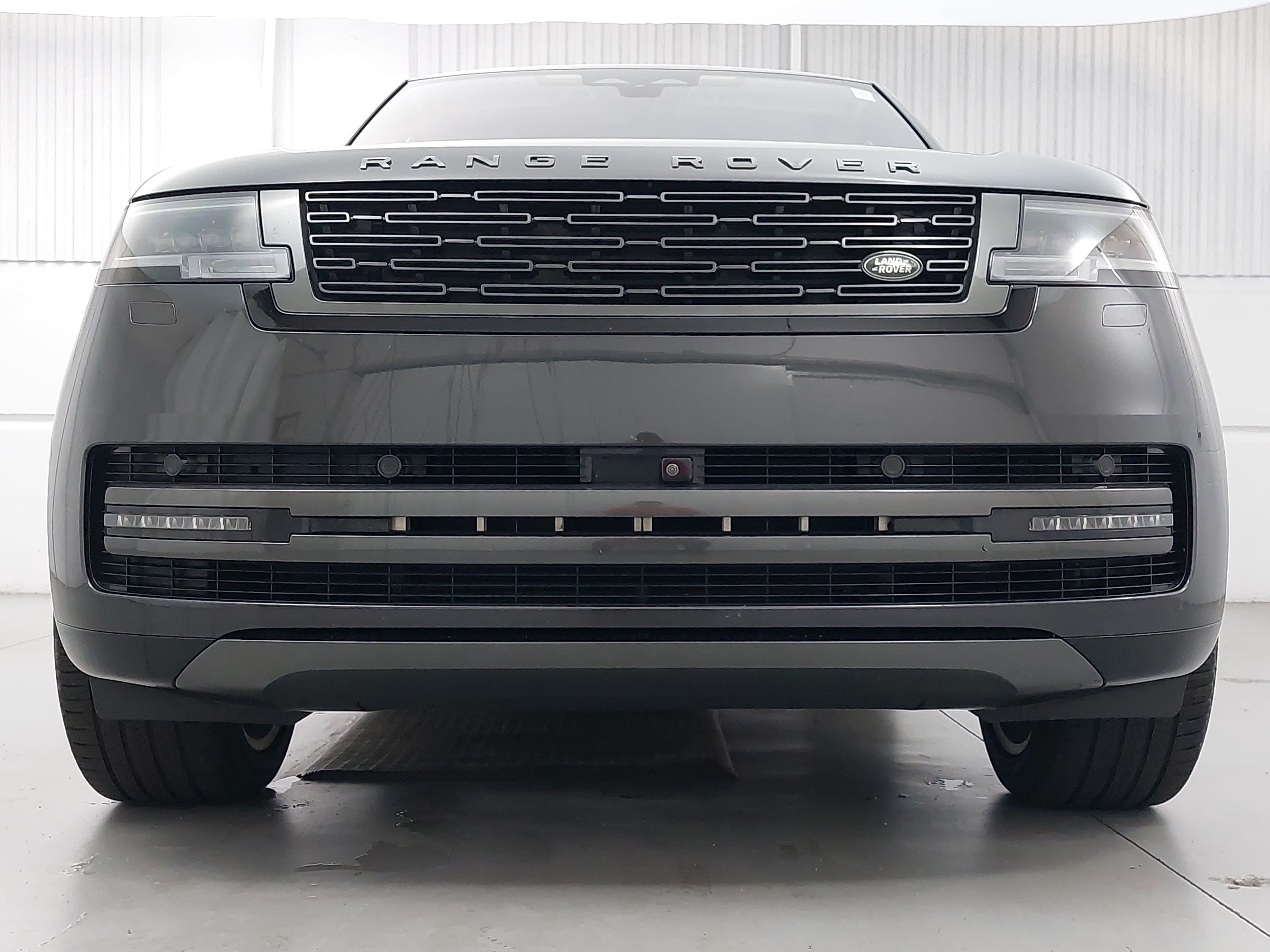 Used 2023 Land Rover Range Rover Long Wheelbase Autobiography AWD/4WD image 10