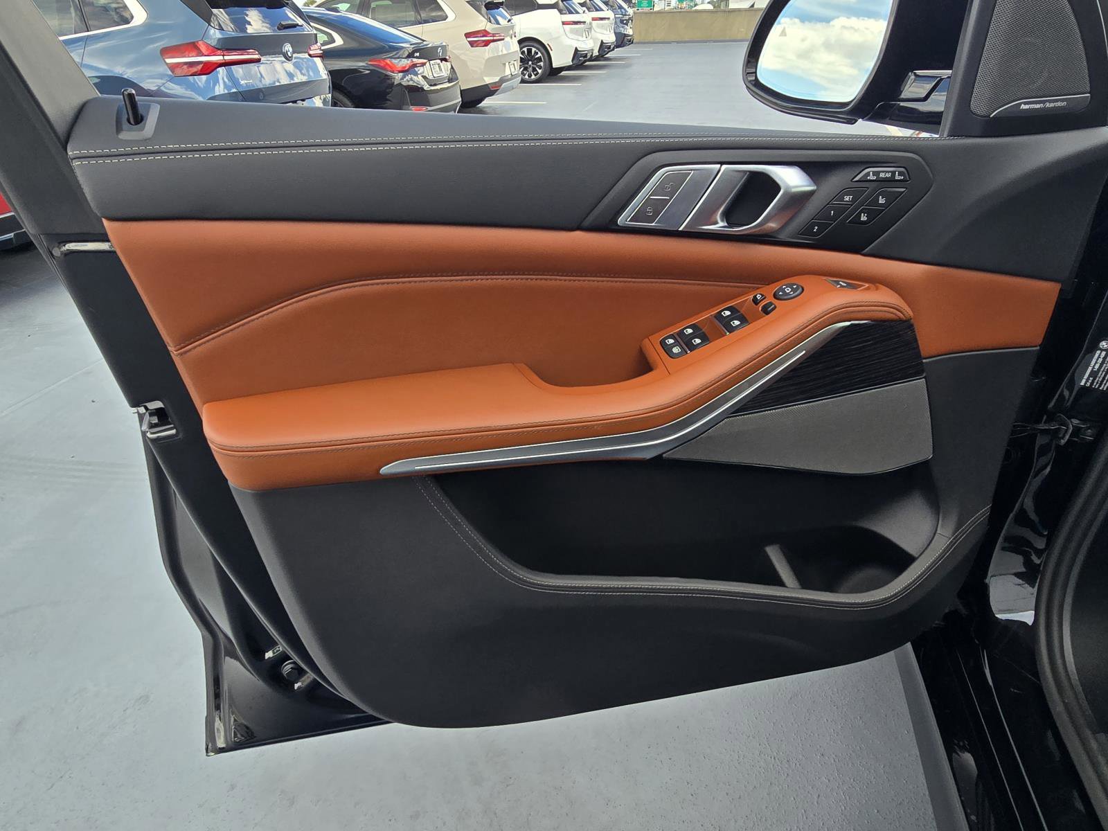New 2027 BMW X7 M60i AWD/4WD image 16