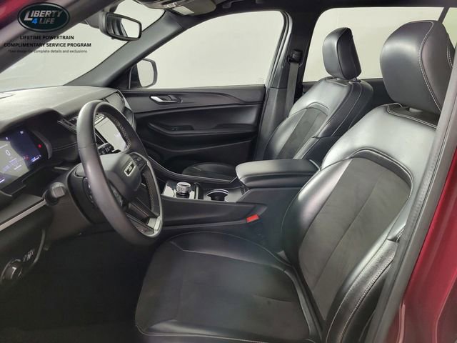 Used 2023 Jeep Grand Cherokee L Laredo image 13