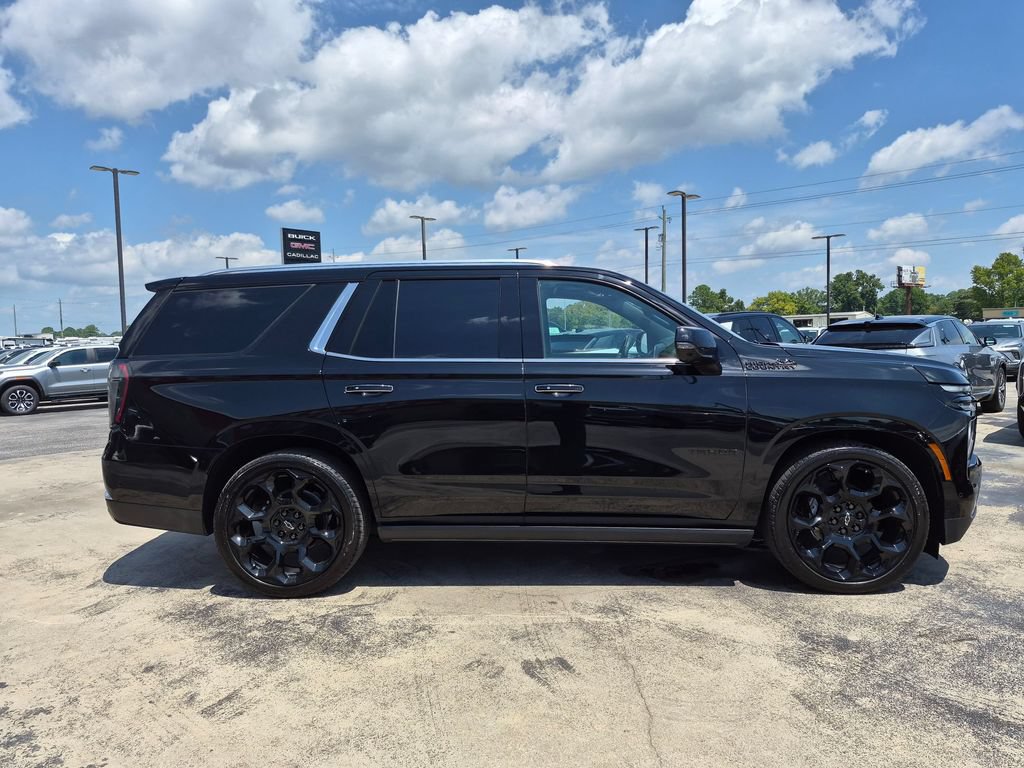 Used 2026 Chevrolet Tahoe High Country AWD/4WD image 4