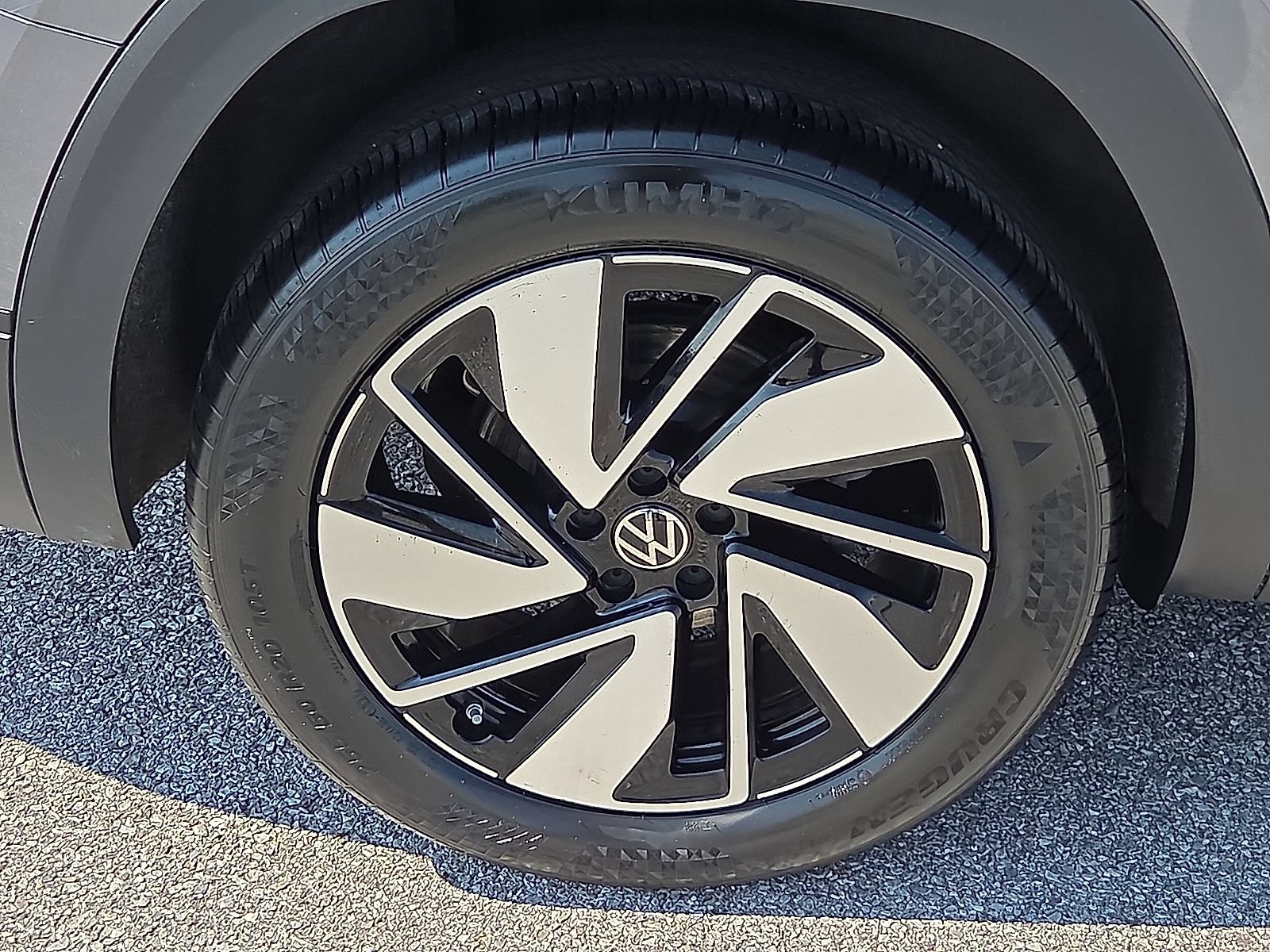 Used 2025 Volkswagen Atlas SE FWD image 7