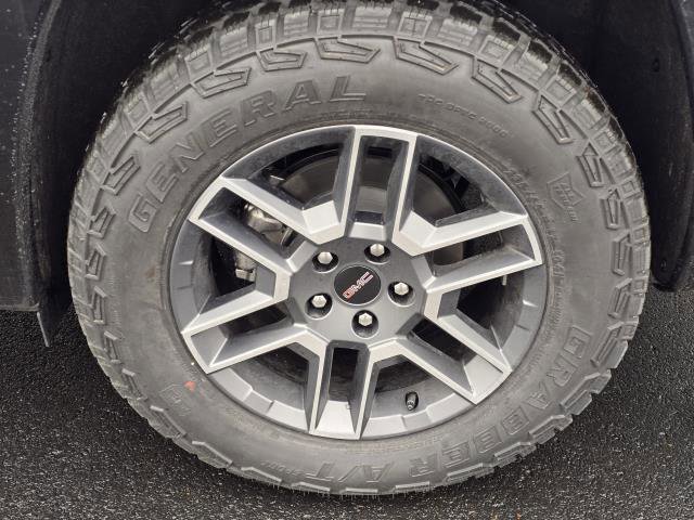New 2026 GMC Terrain AT4 w/ Technology Package II image 5