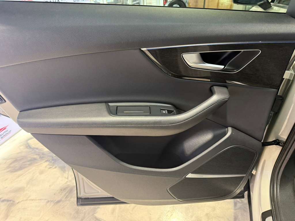 Used 2024 Audi Q7 Premium Plus image 39
