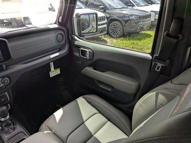 New 2026 Jeep Gladiator Mojave image 17