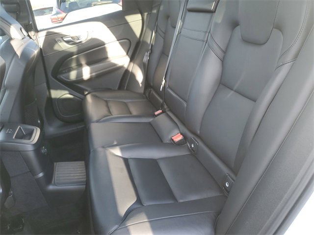 Used 2023 Volvo XC60 T8 Core w/ Climate Package image 12