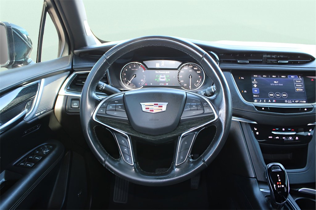 Used 2022 Cadillac XT5 Premium Luxury w/ LPO, Floor Liner Package image 21