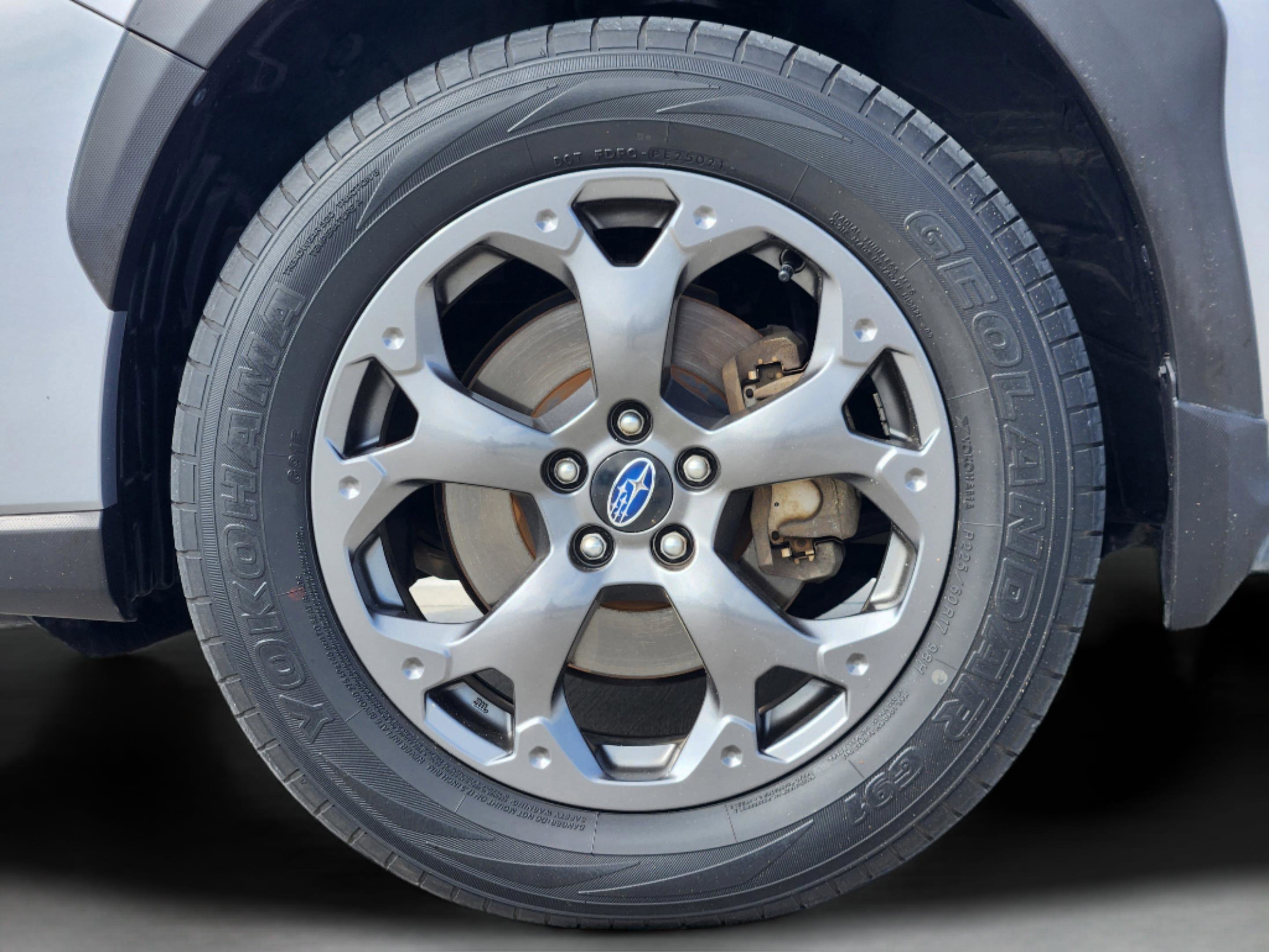 Used 2022 Subaru Crosstrek 2.5i Sport w/ Moonroof Package image 11