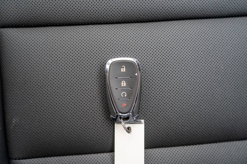 Used 2024 Chevrolet Trax RS w/ Driver Confidence Package image 33