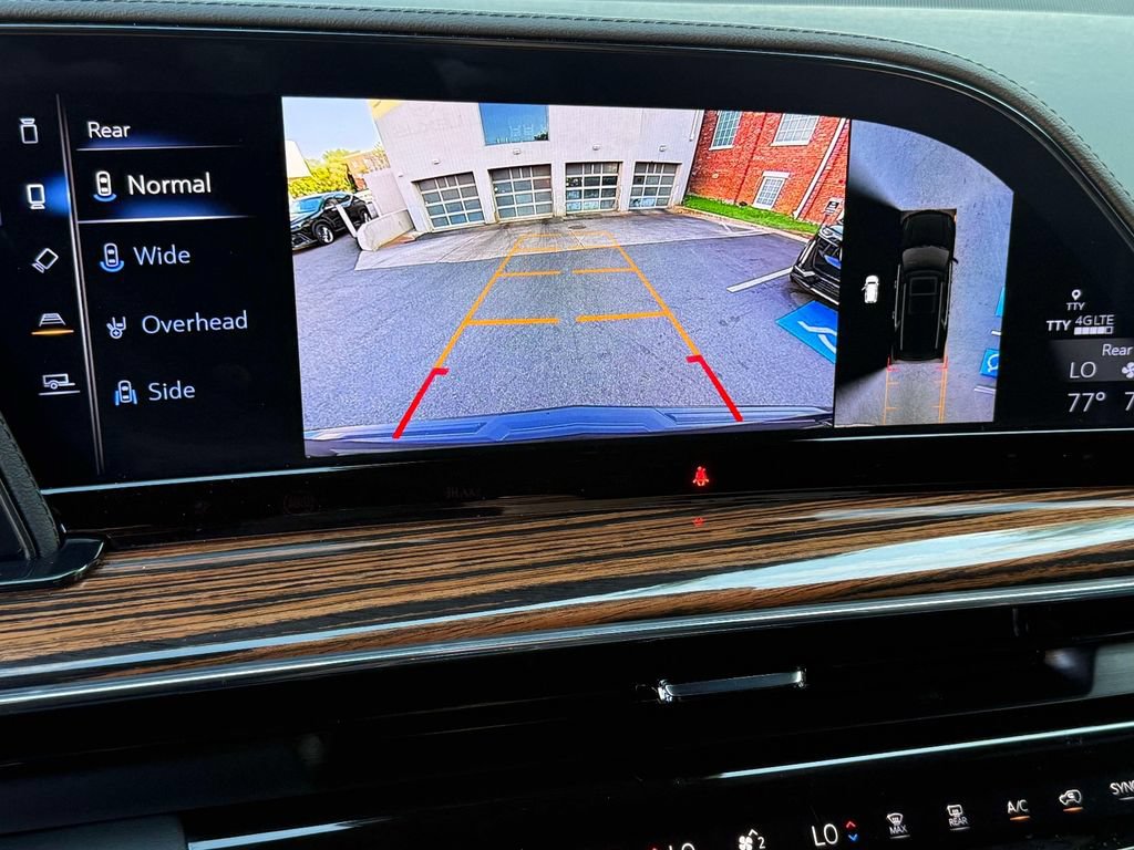 Certified 2024 Cadillac Escalade Premium Luxury AWD/4WD image 7