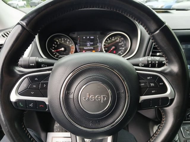 Used 2019 Jeep Compass Latitude AWD/4WD image 33