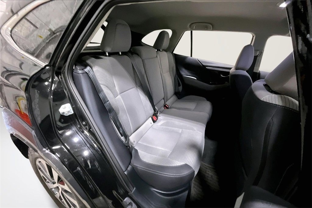 Used 2024 Subaru Outback Premium image 25