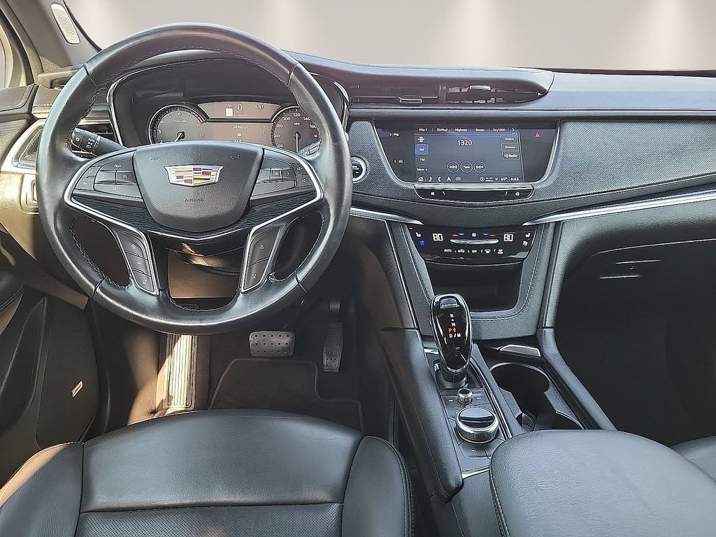 Used 2024 Cadillac XT5 Premium Luxury AWD/4WD image 9