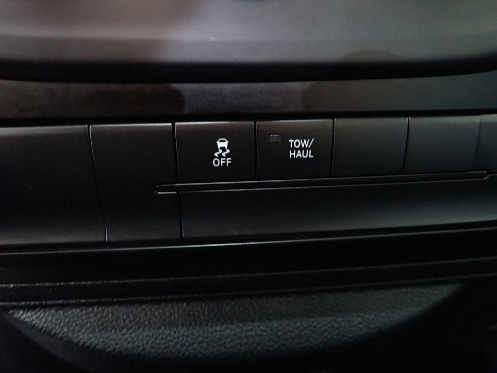 Used 2018 RAM 1500 Tradesman AWD/4WD image 35