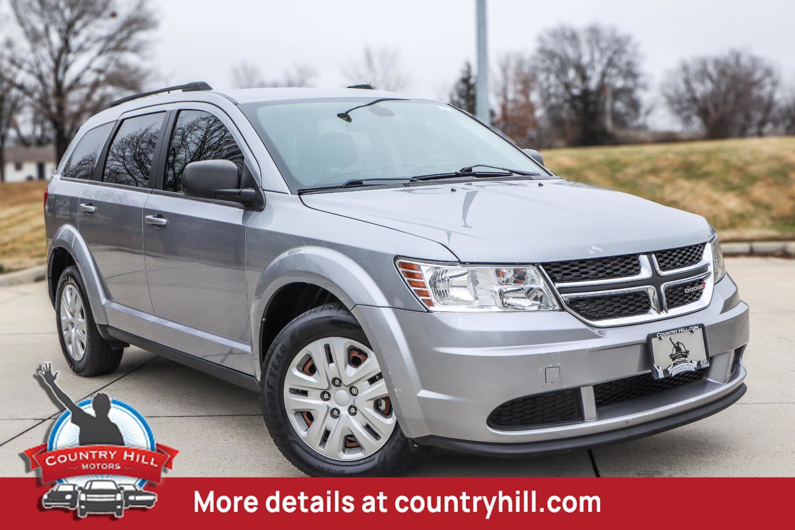 Used 2020 Dodge Journey SE FWD image 1
