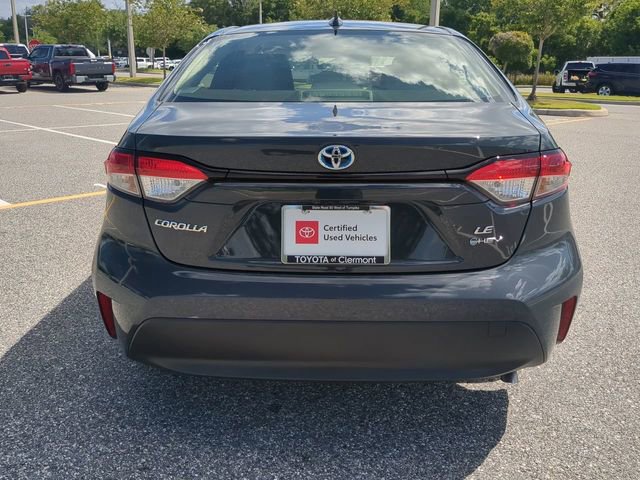 Certified 2025 Toyota Corolla LE FWD image 5