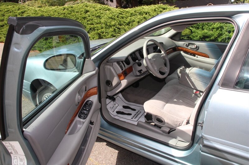 Used 2003 Buick Le Sabre Custom FWD image 5