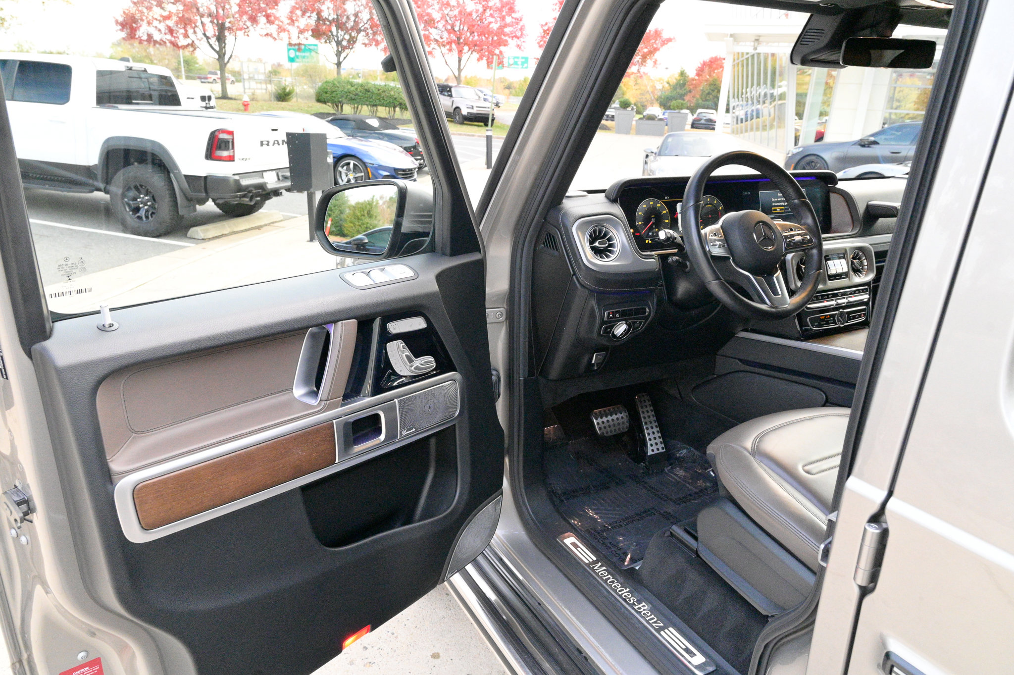 Used 2021 Mercedes-Benz G 550 image 15