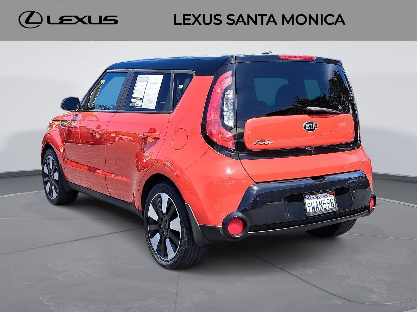 Used 2016 Kia Soul + w/ Designer's Package FWD image 7