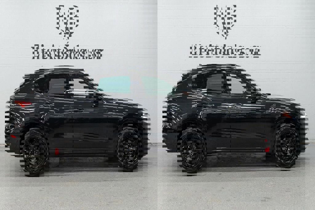 Used 2022 Maserati Levante GT image 4