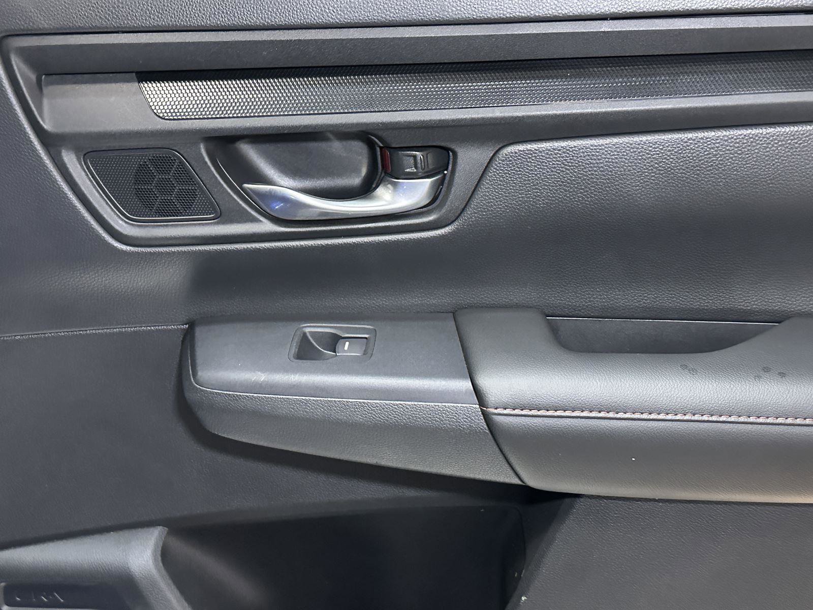Certified 2025 Honda CR-V Sport-L image 35