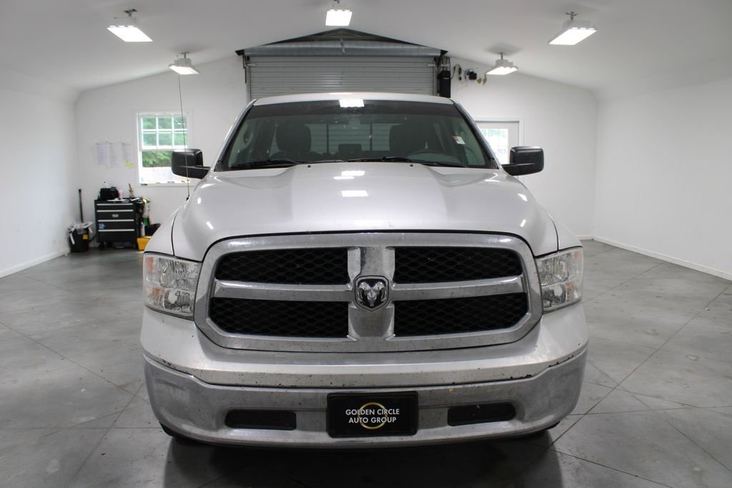 Used 2017 RAM 1500 Classic SLT AWD/4WD image 3