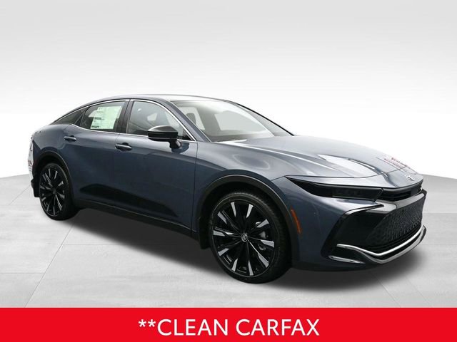 Used 2026 Toyota Crown Platinum AWD/4WD image 2