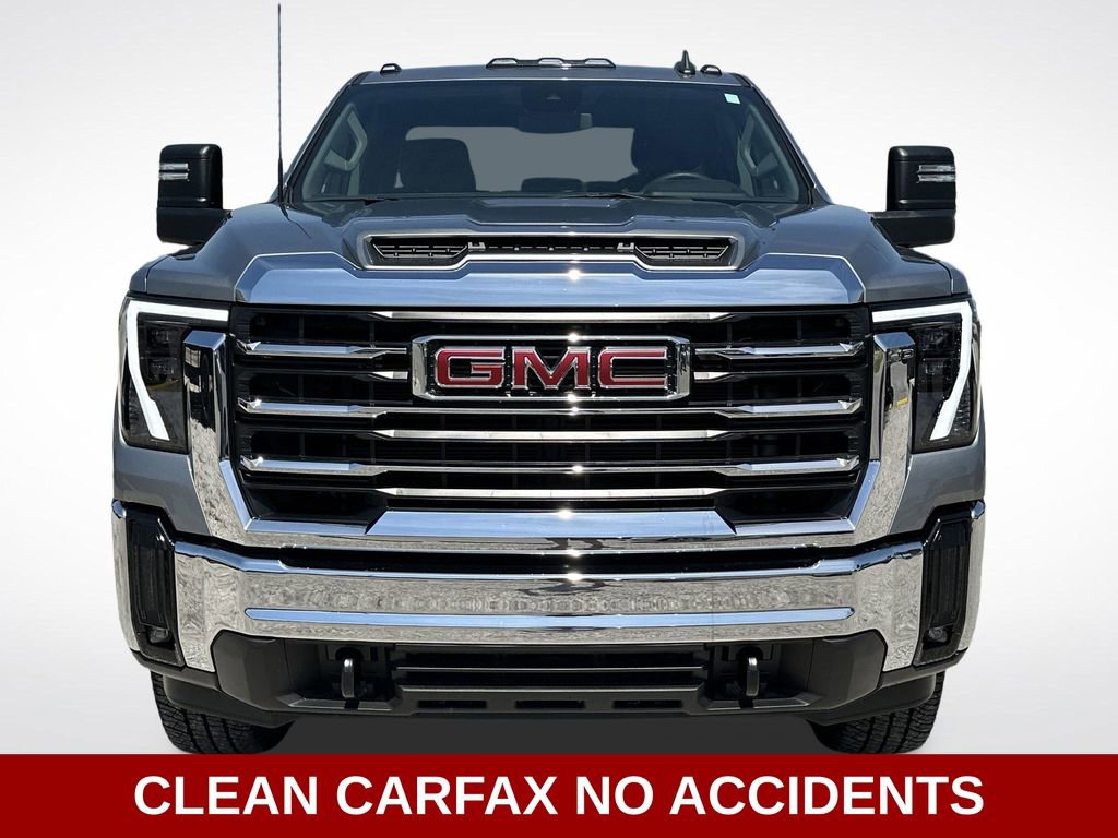 Used 2025 GMC Sierra 2500 SLE image 3