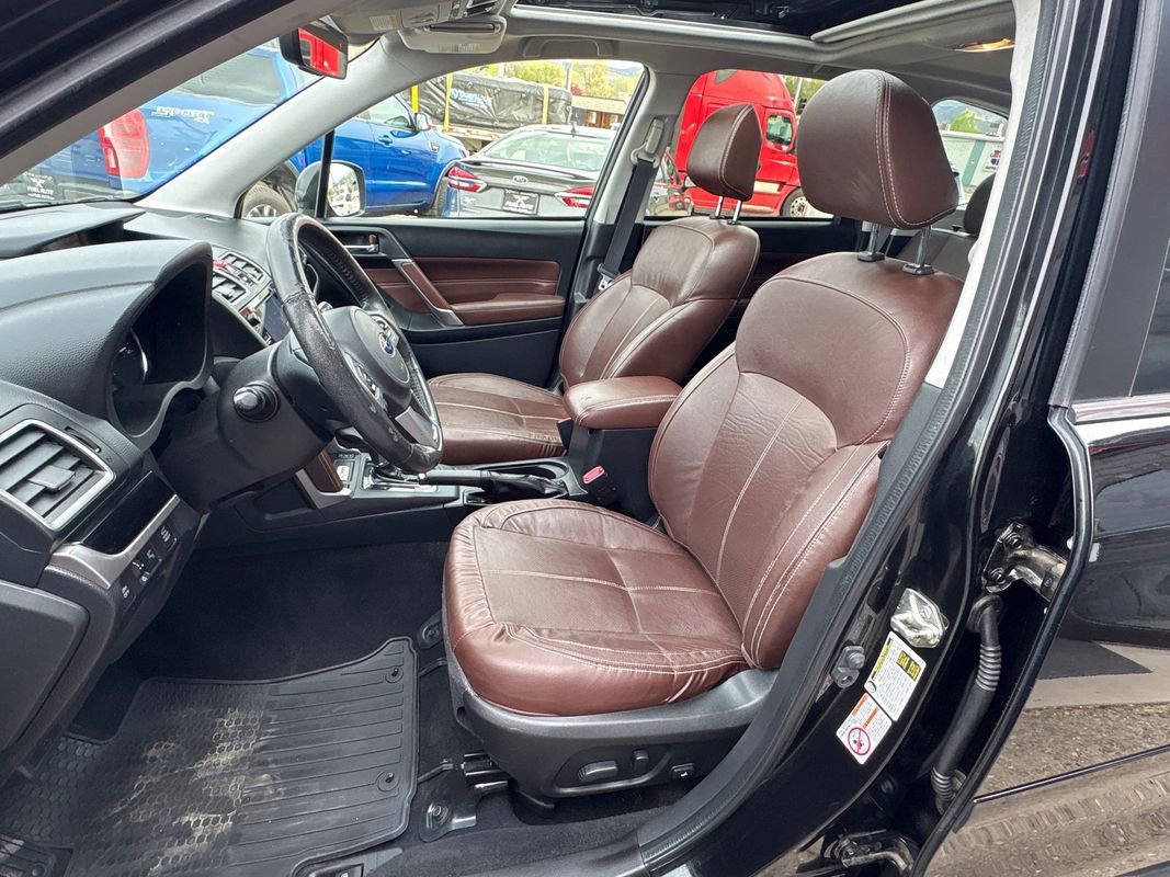Used 2017 Subaru Forester 2.5i Touring AWD/4WD image 16