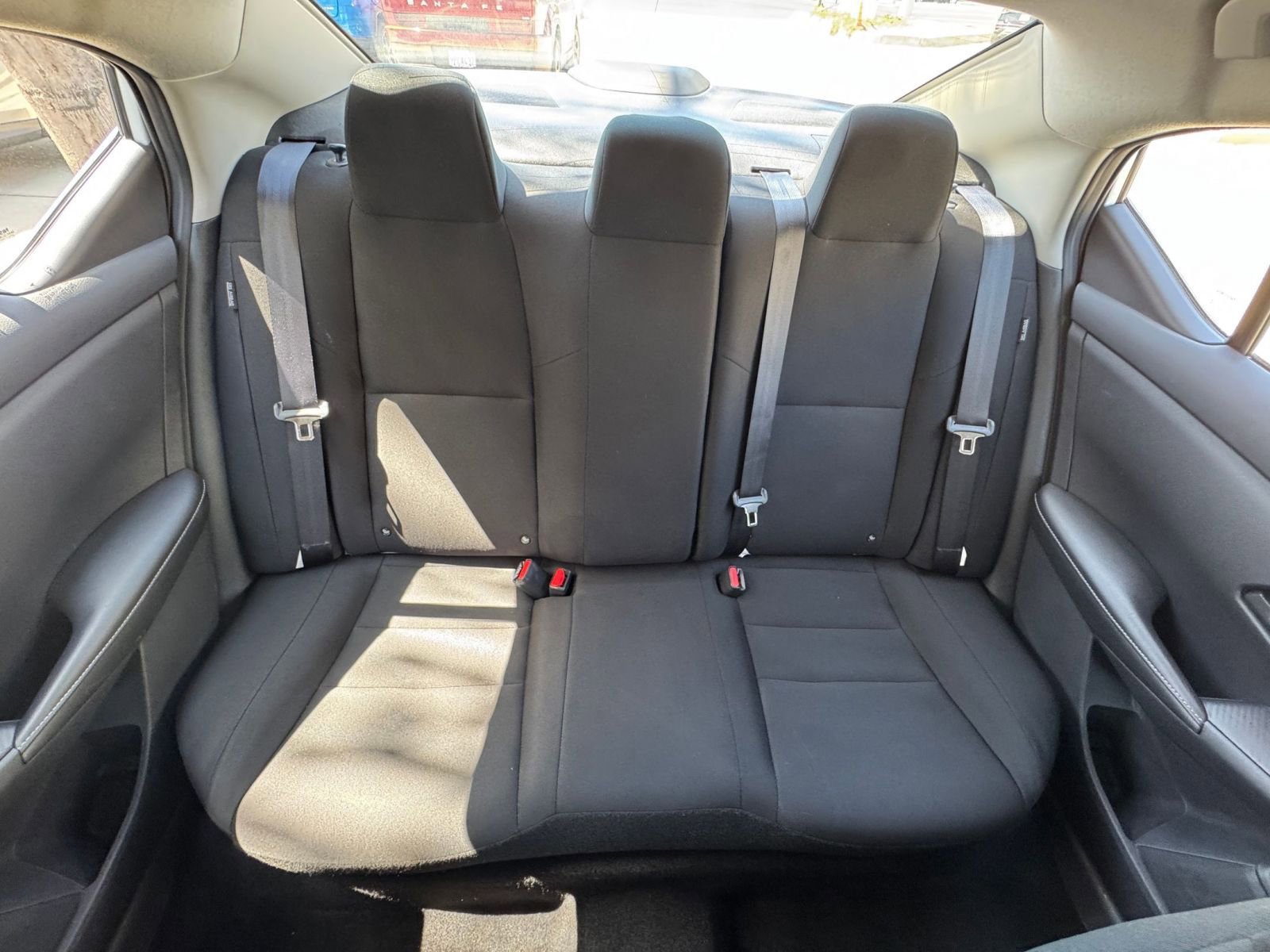 Used 2025 Nissan Sentra S FWD image 36