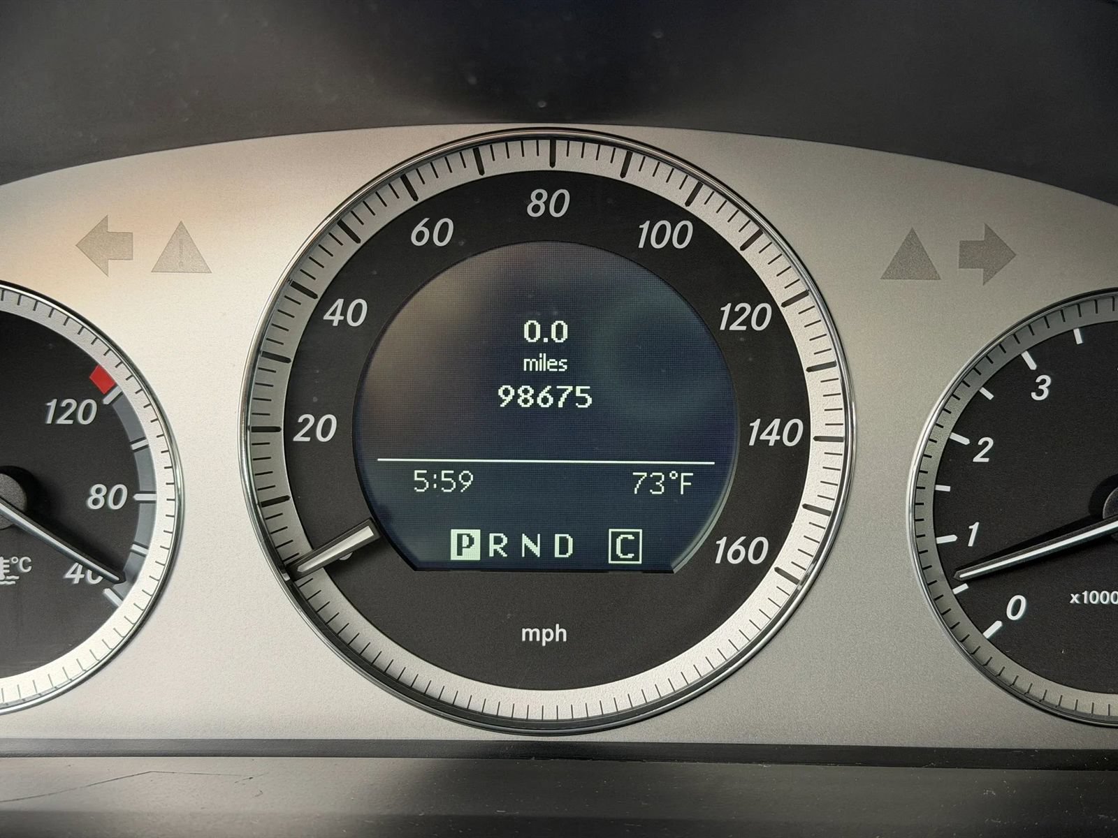 Used 2010 Mercedes-Benz GLK 350 2WD image 34