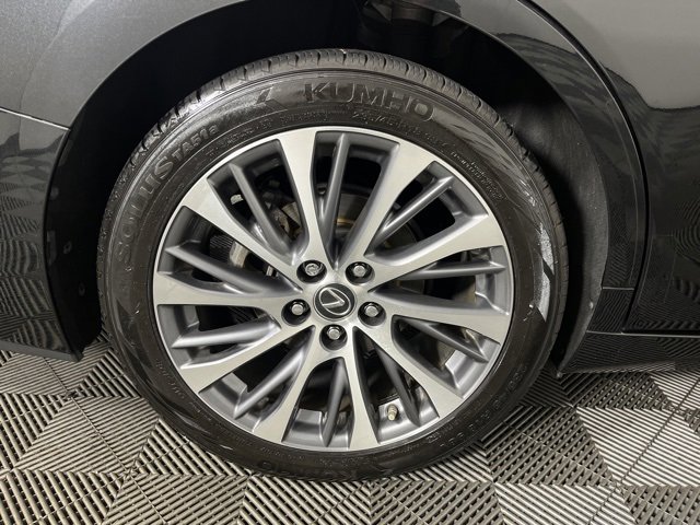 Used 2020 Lexus ES 350 w/ Premium Package image 10