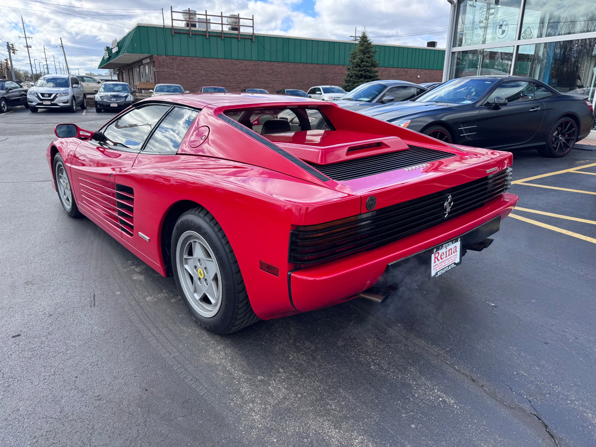Used 1990 Ferrari Testarossa RWD image 16