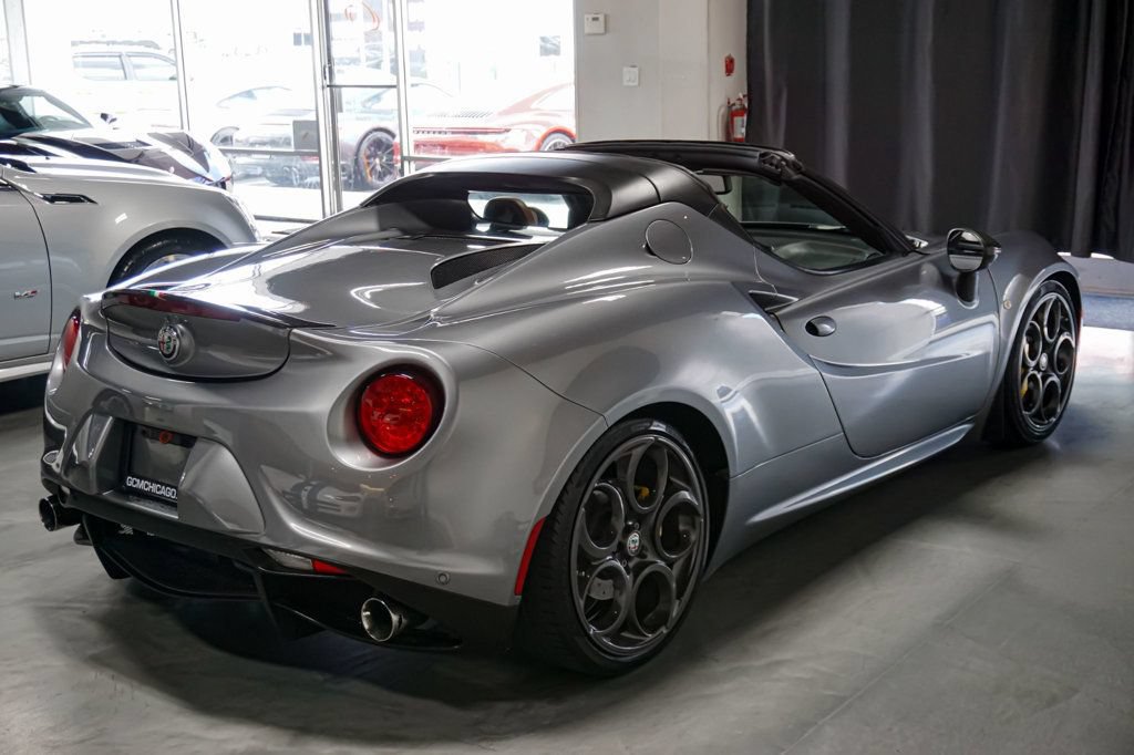 Used 2020 Alfa Romeo 4C Spider w/ Bright Package RWD image 29