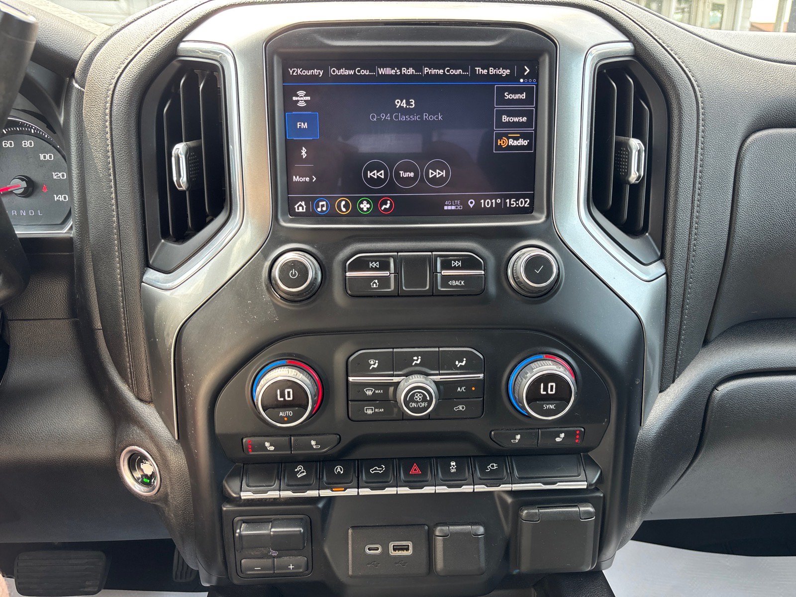 Used 2019 Chevrolet Silverado 1500 RST w/ All-Star Edition AWD/4WD image 31