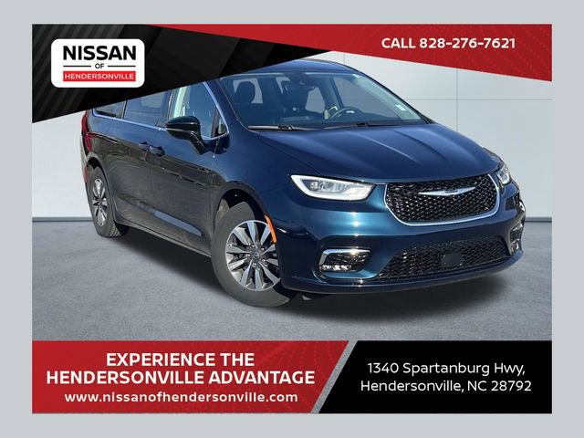 Used 2024 Chrysler Pacifica Limited FWD 360° Tour