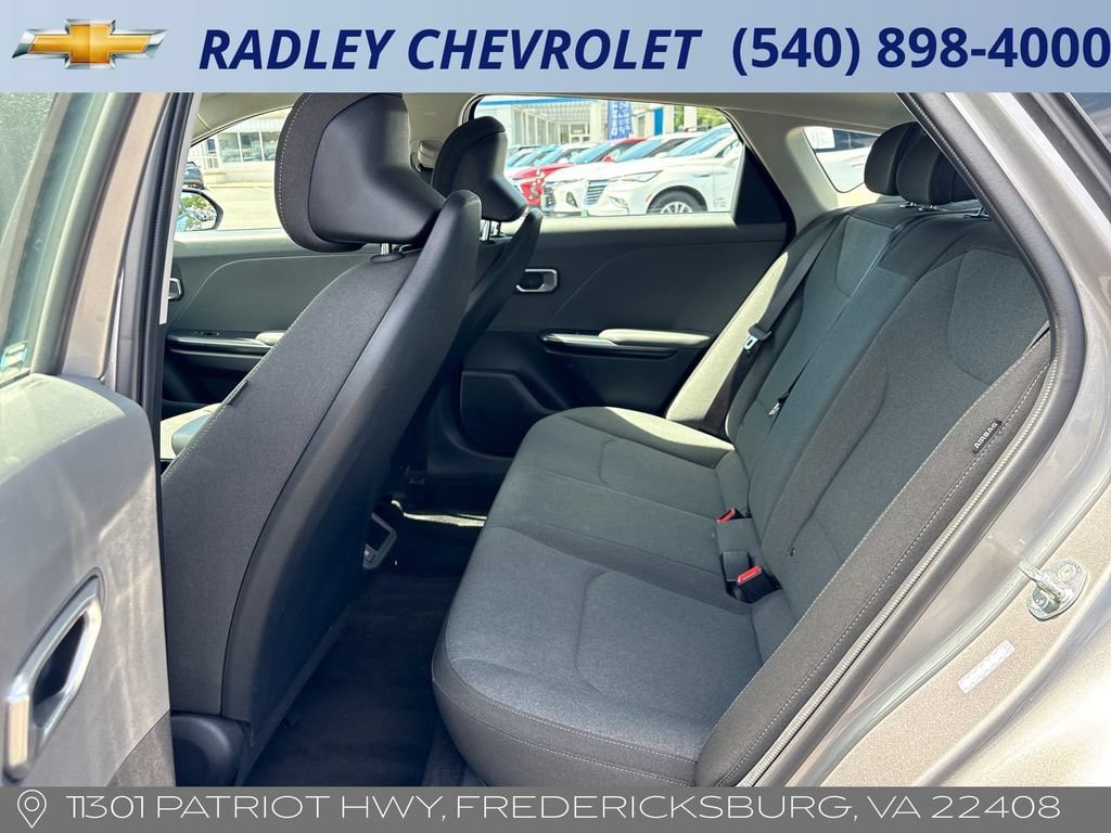 Used 2025 Kia K4 FWD image 12