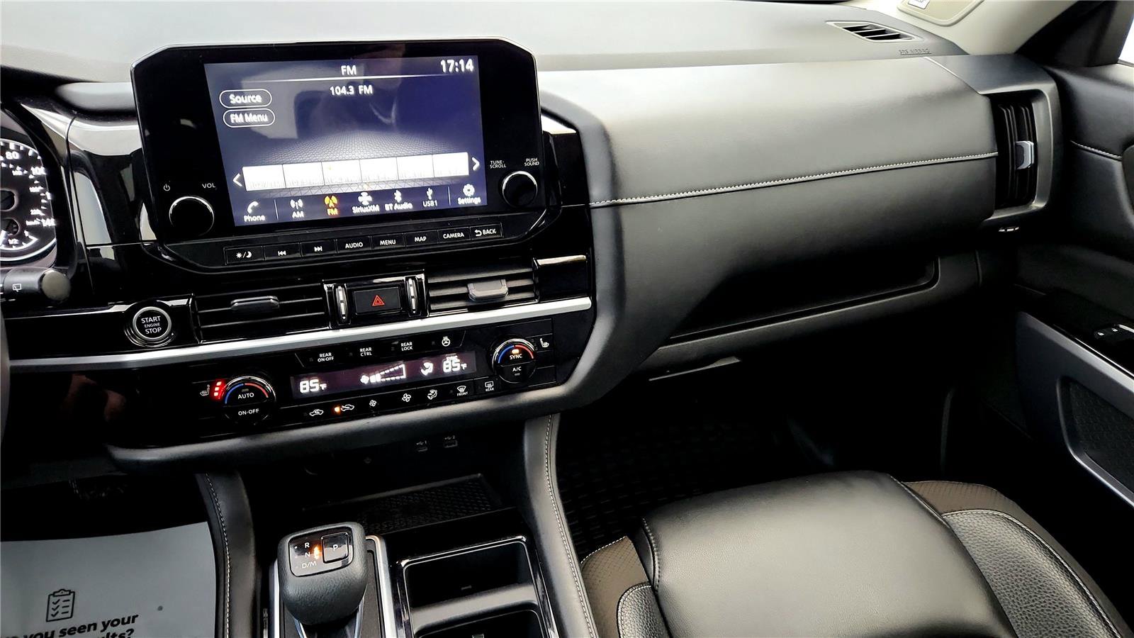 Used 2023 Nissan Pathfinder SL w/ SL Premium Package image 43