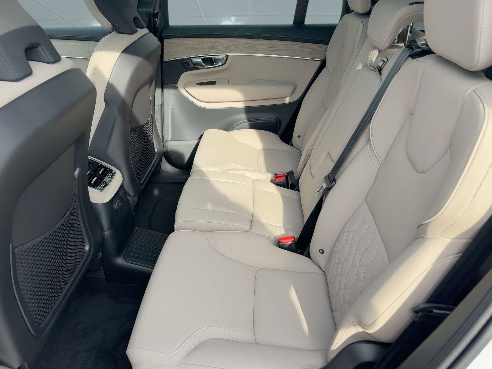 New 2026 Volvo XC90 T8 Plus image 14