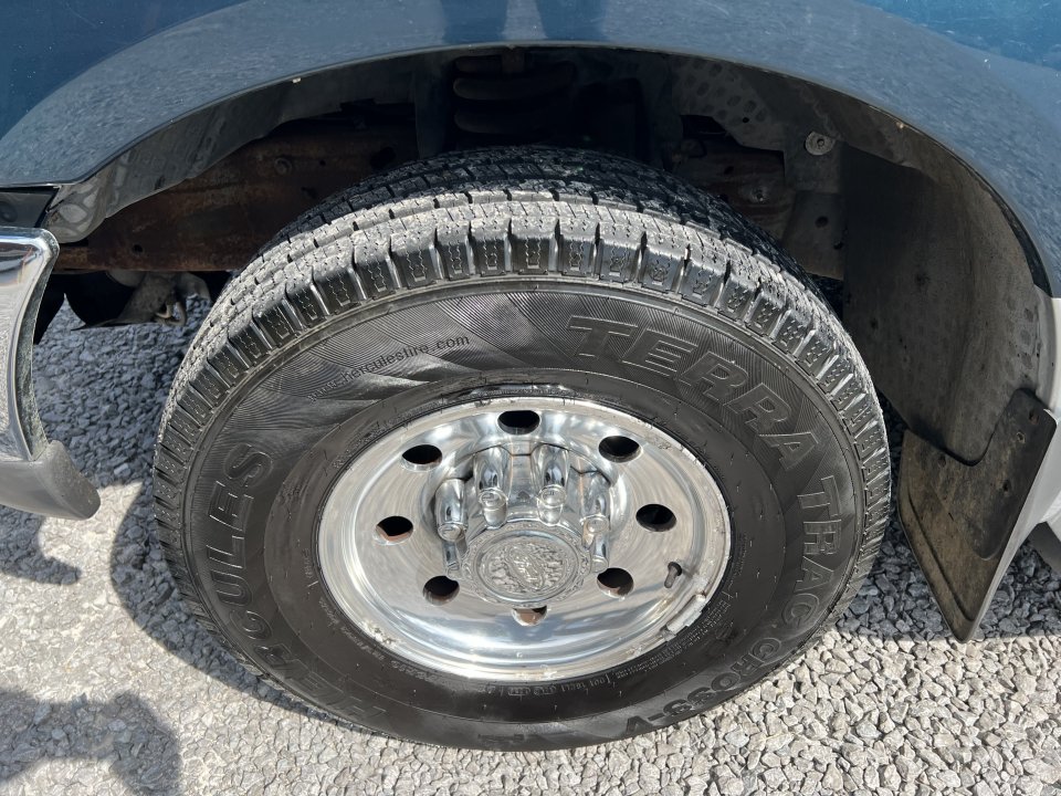 Used 1999 Ford F250 XL RWD image 16
