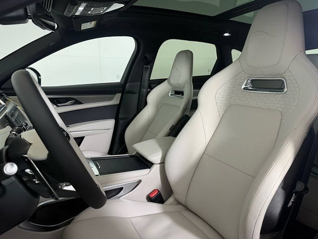 New 2026 Jaguar F-PACE R-Dynamic S AWD/4WD image 6