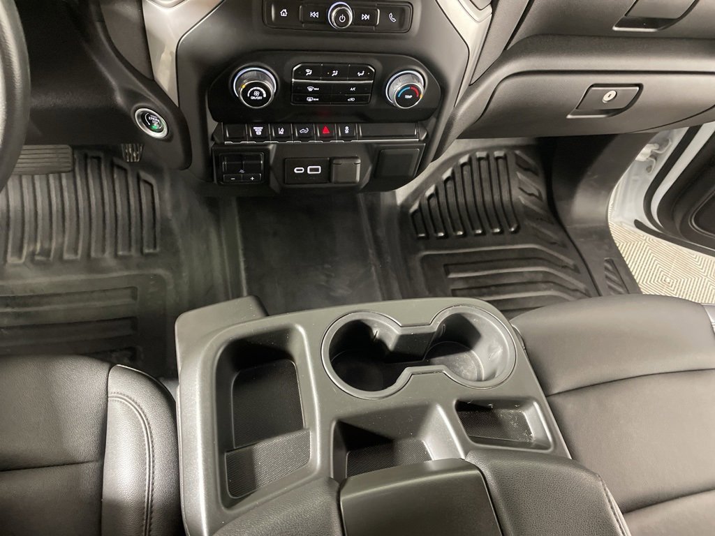 Used 2025 Chevrolet Silverado 3500 W/T image 17