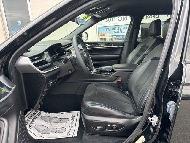Used 2022 Jeep Grand Cherokee Trailhawk w/ Luxury Tech Group III AWD/4WD image 8