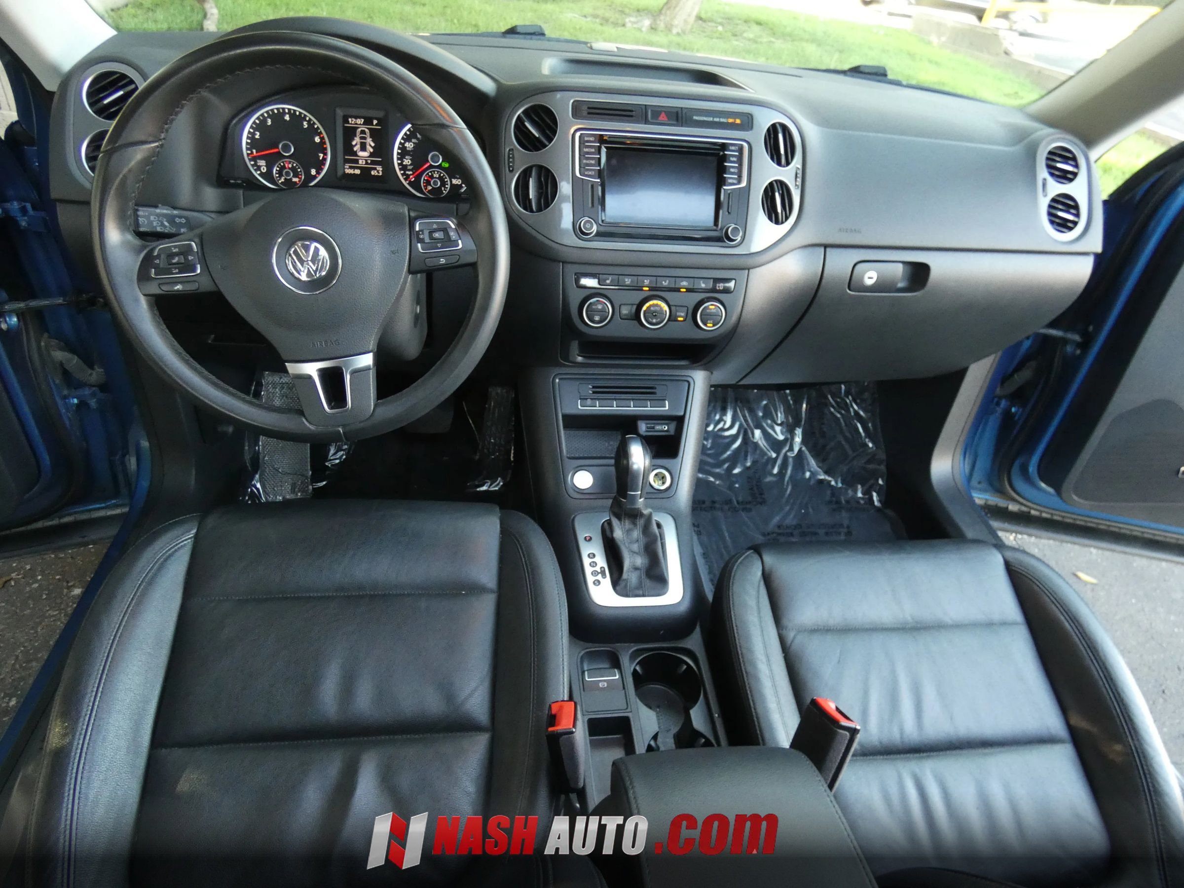 Used 2017 Volkswagen Tiguan SEL FWD image 22