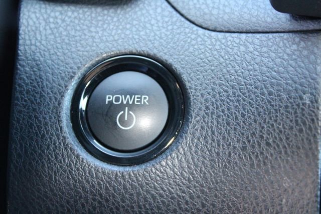 Used 2026 Toyota Camry Hybrid FWD image 22