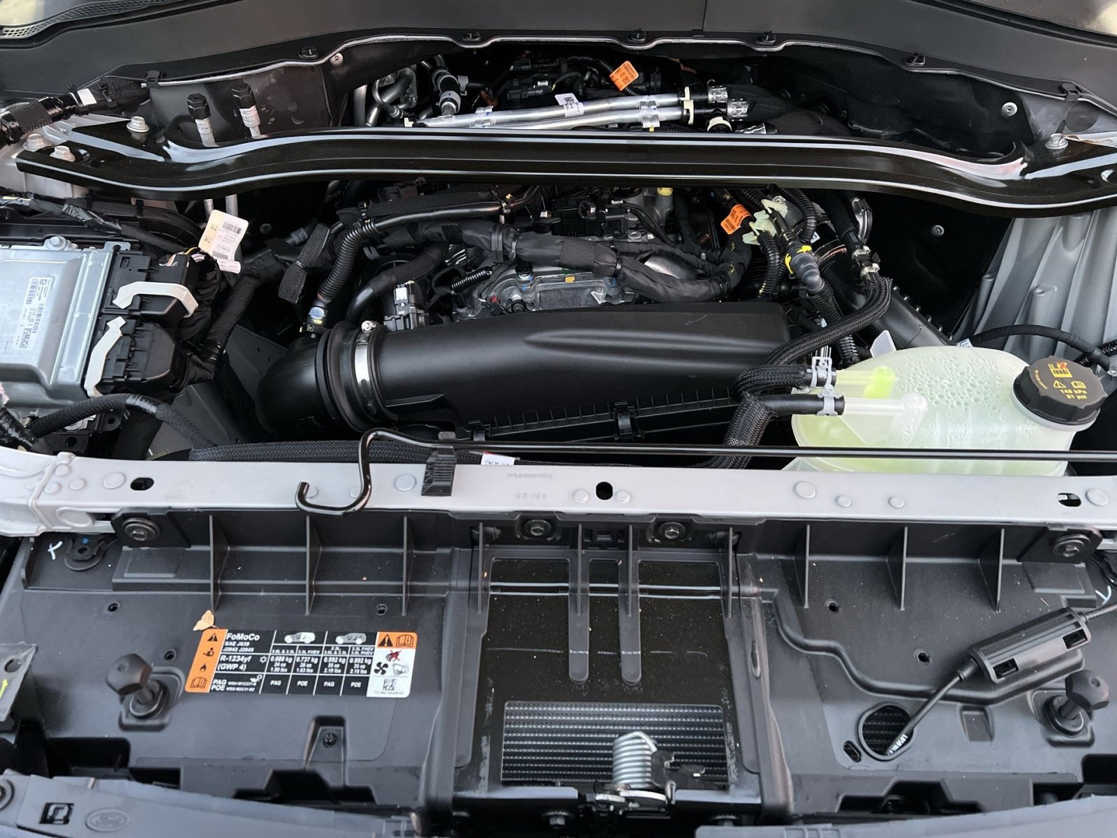 New 2026 Ford Explorer ST-Line w/ ST-Line Street Pack image 28