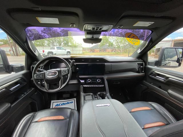 Used 2024 GMC Sierra 2500 AT4 w/ AT4 Premium Plus Package AWD/4WD image 15