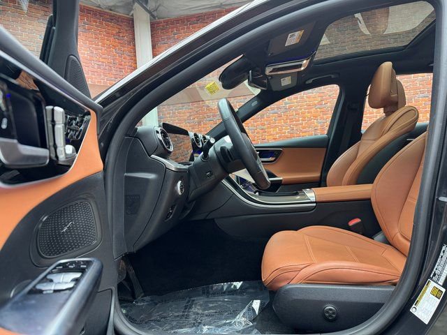 Certified 2023 Mercedes-Benz C 300 4MATIC Sedan image 3