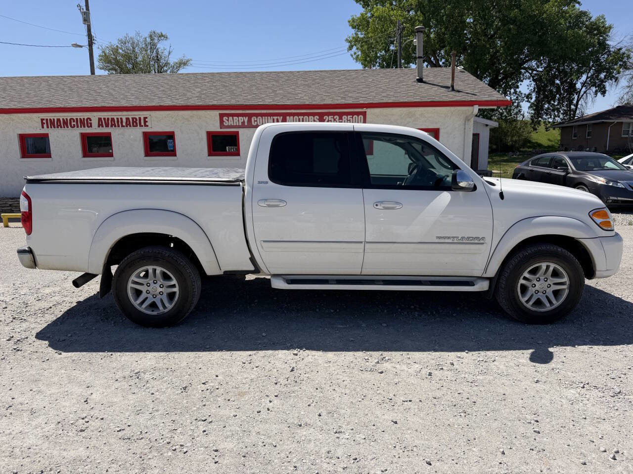Used 2004 Toyota Tundra SR5 AWD/4WD image 2